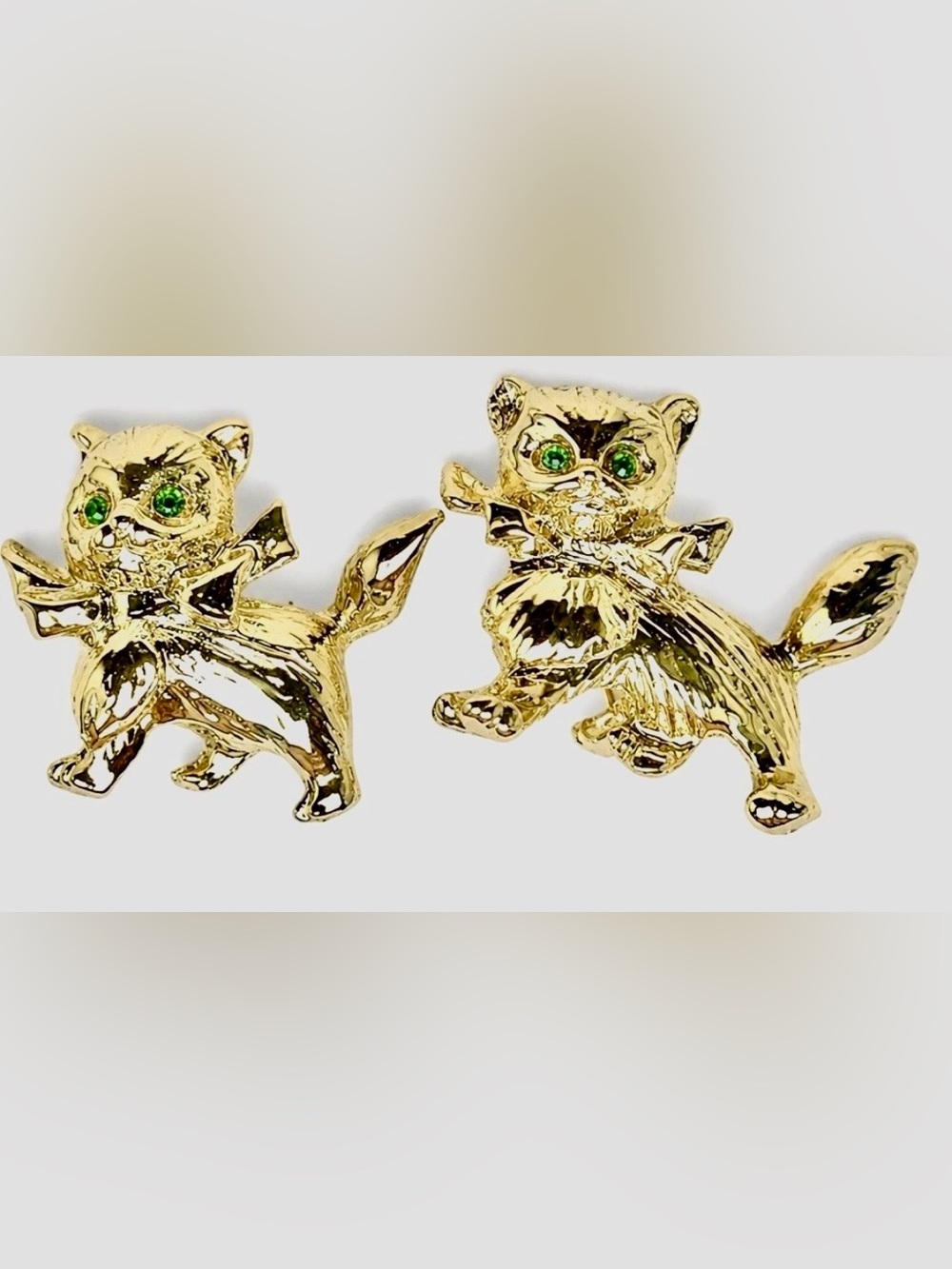Gold‎ Kitten Cat Kitten Scatter Pins Green Rhinestone Eyes Pair Vintage So Cute!